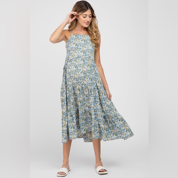 Pinkblush Dresses & Skirts - Pinkblush floral smocked back summer dress nwt